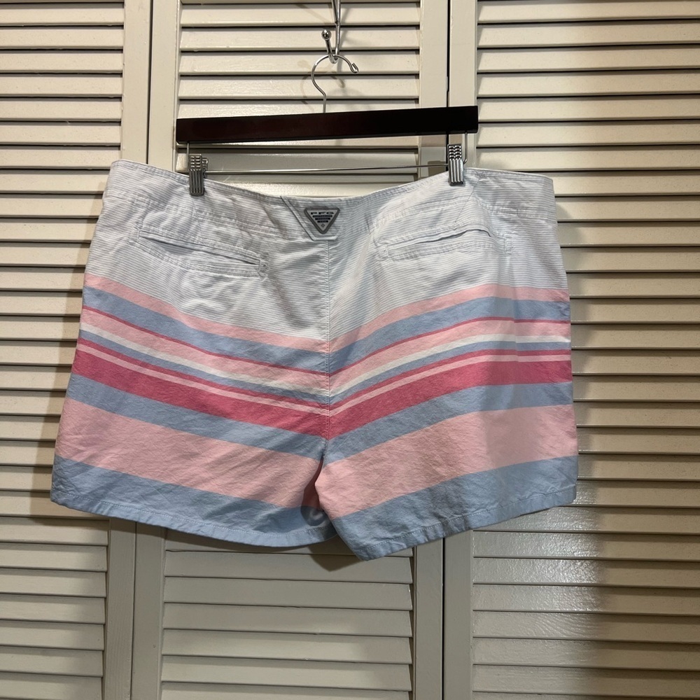 COLUMBIA PFG Women's Solar Fade Shorts Hiking / Fishing - Picture 2 of 6